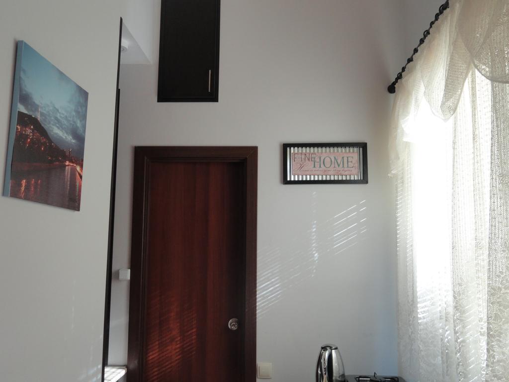 Apartment Fine Home Tiflis Habitación foto